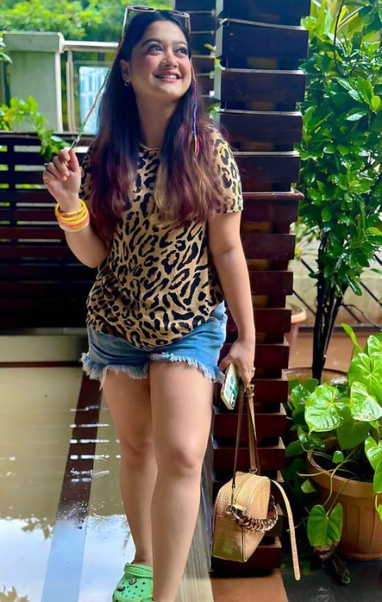 Kanpur call girl